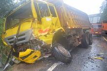 卡车事故视频集锦,惊心动魄！卡车事故集锦警示录